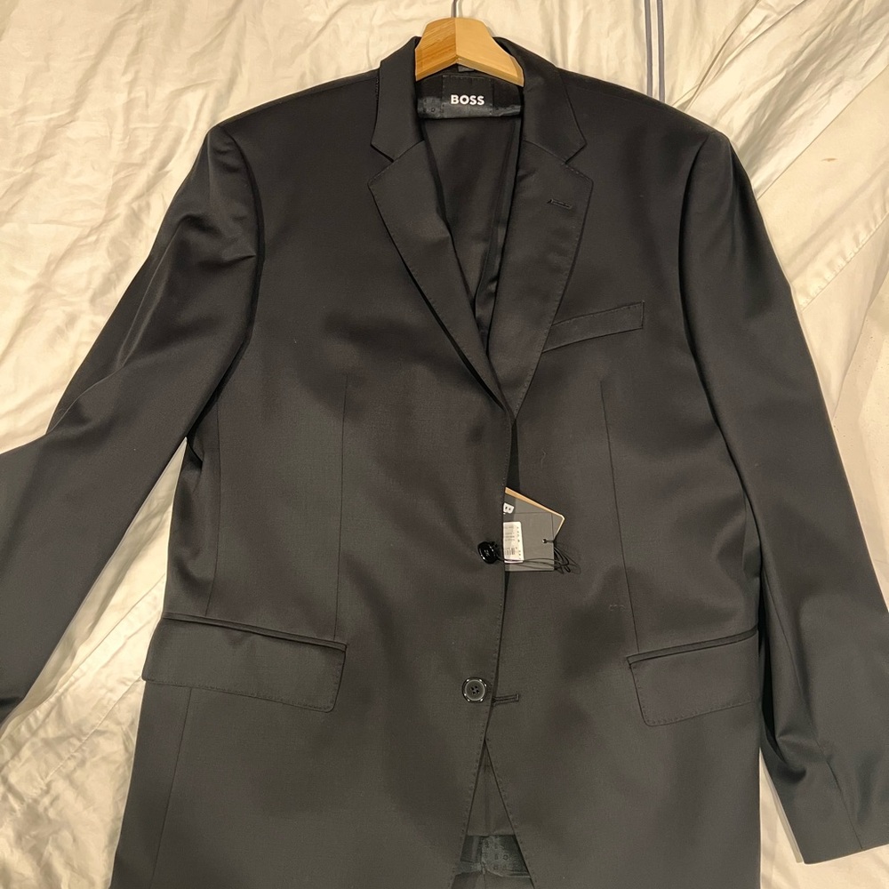 HUGO BOSS Suit *Brand New* w/ Tags
